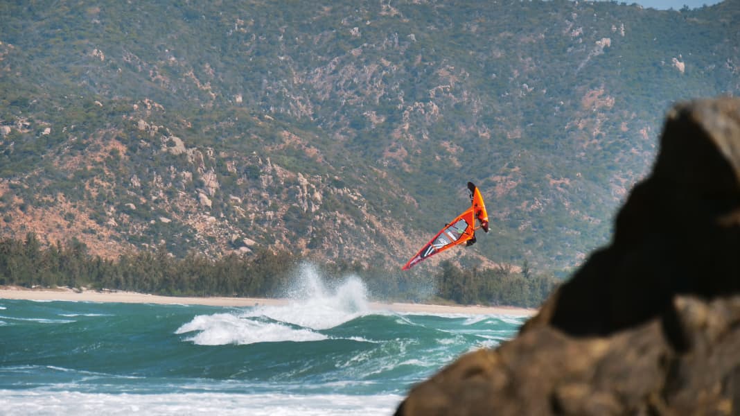 The best windsurfing spots in Vietnam away from Mũi Né SURF