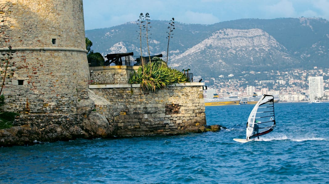 Spot guide South of France: The best windsurfing spots around Marseille
