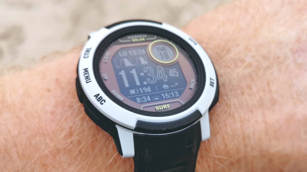Test Garmin Instinct 2 Solar Surf smartwatch for water sports