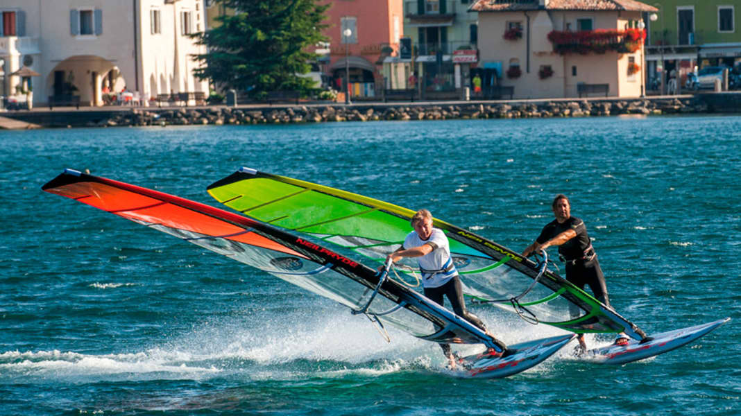 NeilPryde Hornet 7.2 against Hellcat 7.2 | SURF