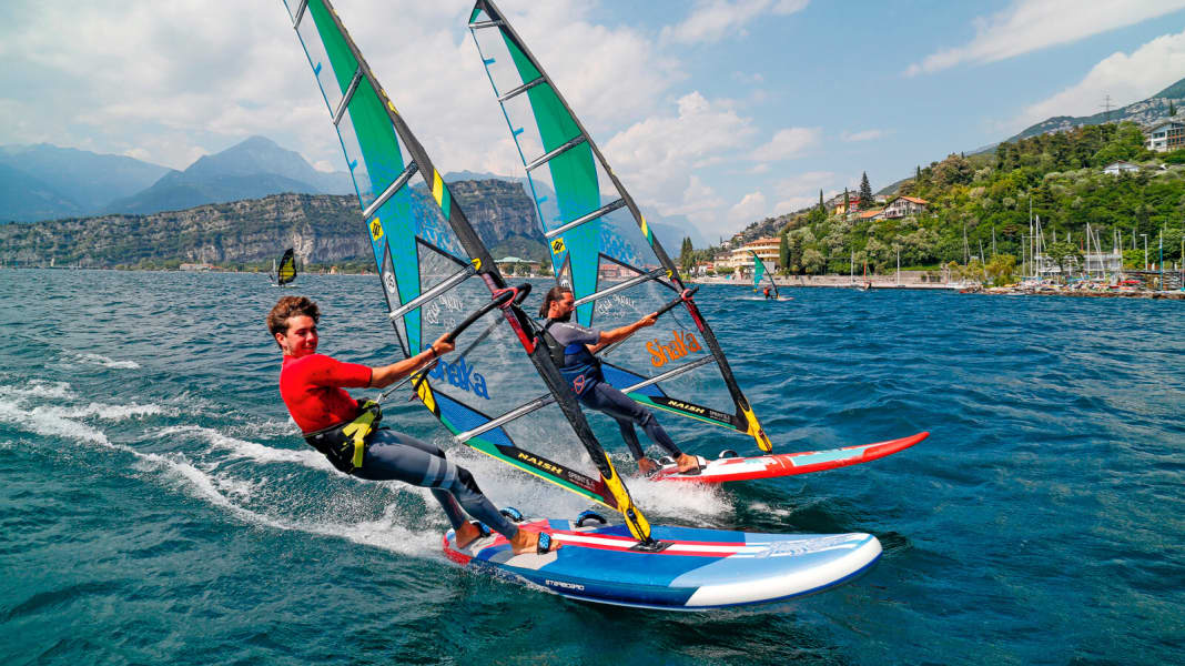 Test 2017 Inflatable Windsurfboards SURF