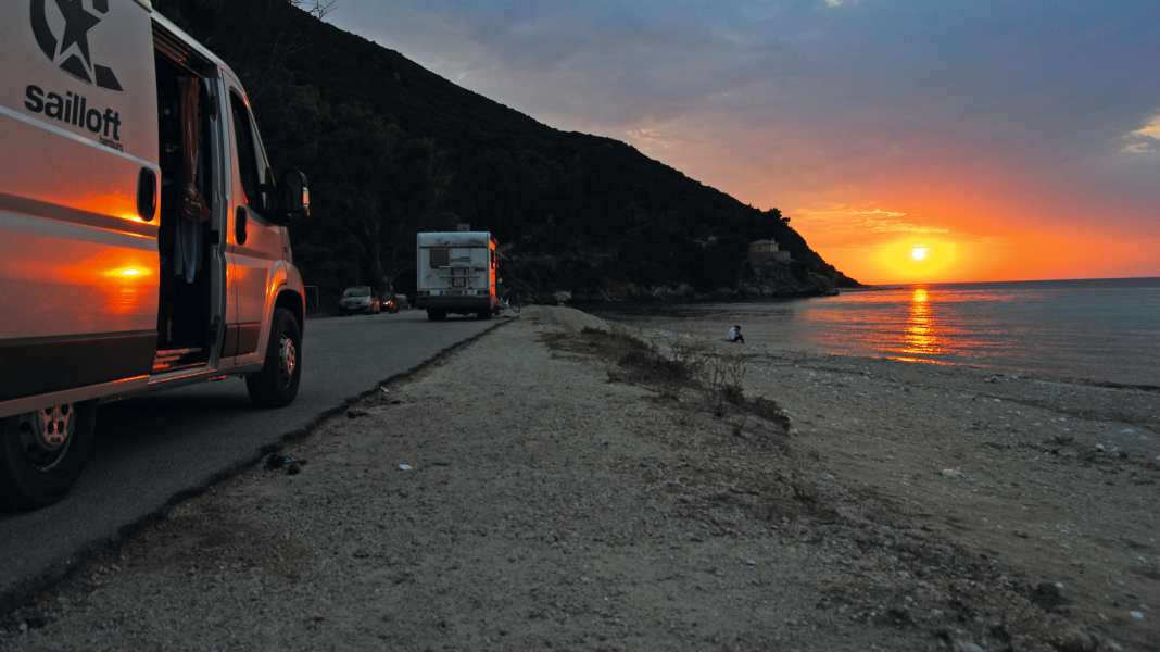 Wild camping: Greece relaxes rules for motorhome camping again