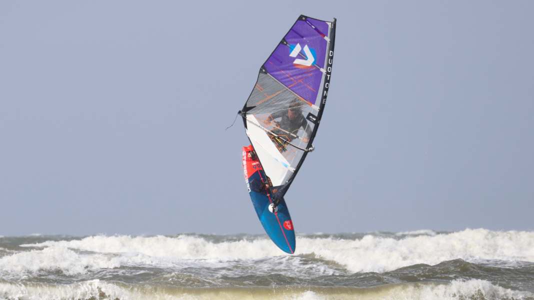 Waveboards 2026: Radical, but challenging! Video test of the Starboard Ultra