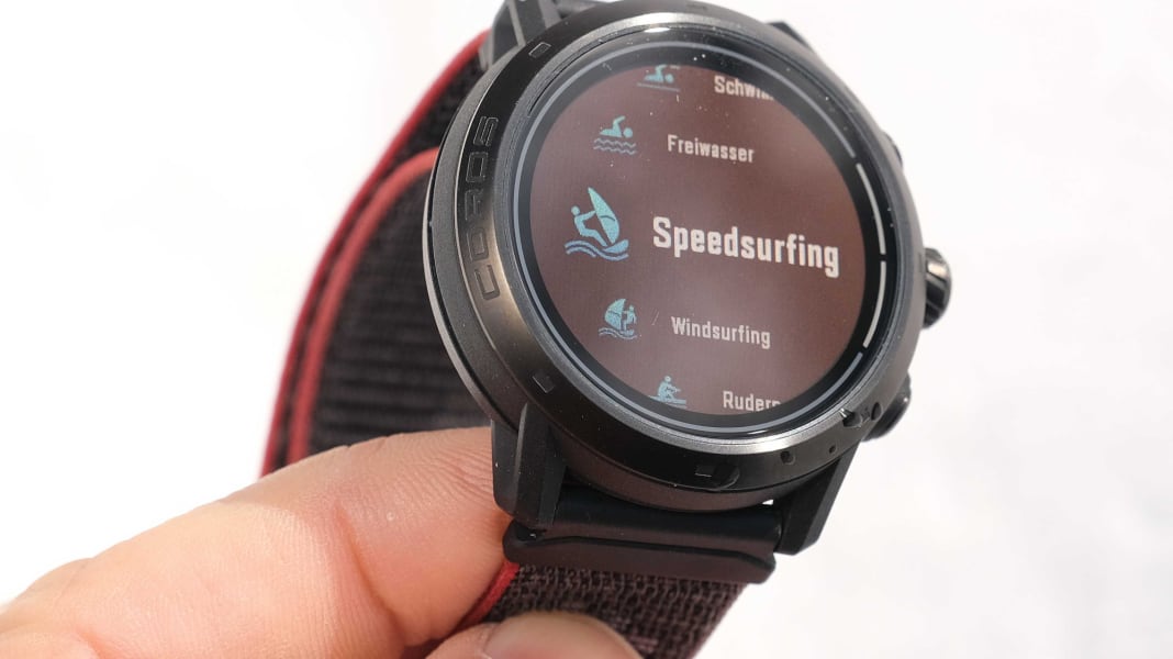 Coros Apex Pro 2 Luxury GPS watch for surfers in a short test SURF