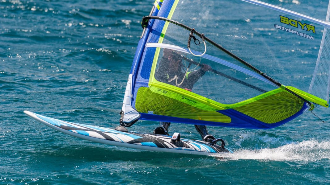Alles was du über Windsurf-Freerideboards wissen musst