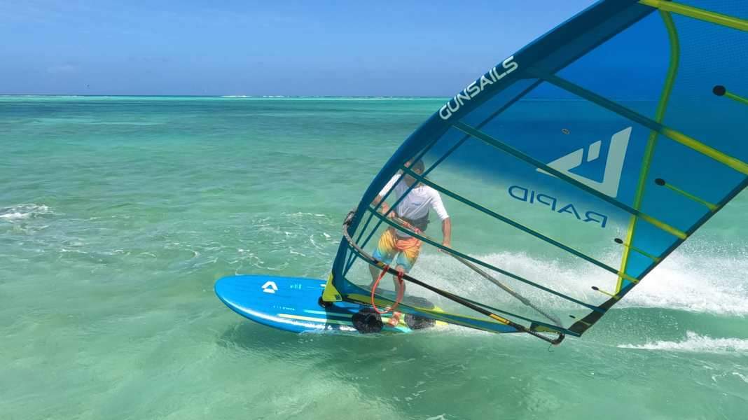 No Cam Freerace sail: GunSails Rapid 2025 in a special test