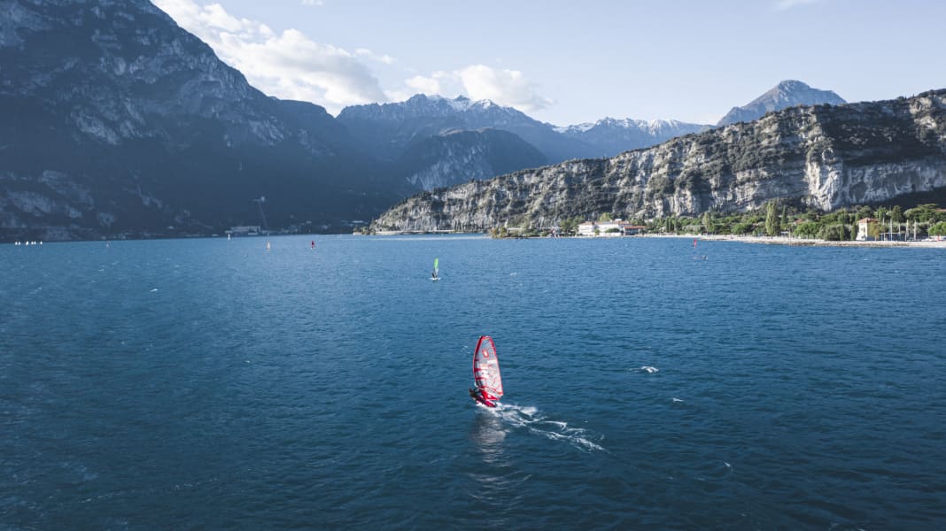 SURF Place to be: Garda Trentino - Die (Anziehungs-)Kraft des Wassers
