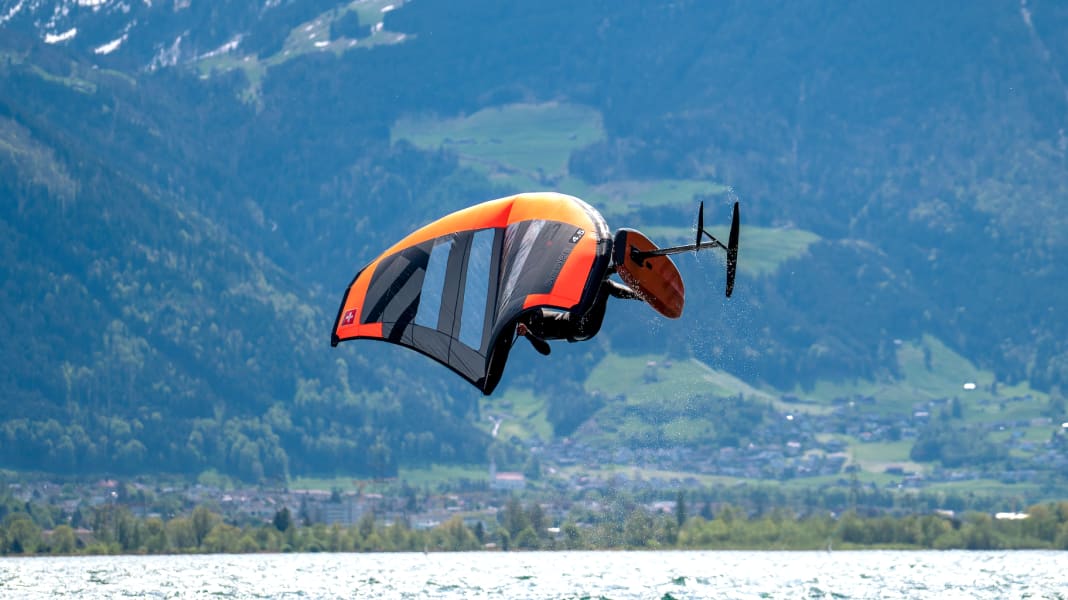 Wingfoil and windsurfing festival on Lake Silvaplana