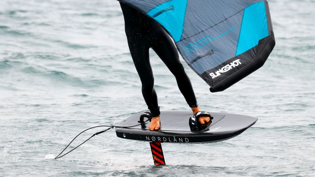 The Kold-Shapes Nørdland Wingfoil board in test