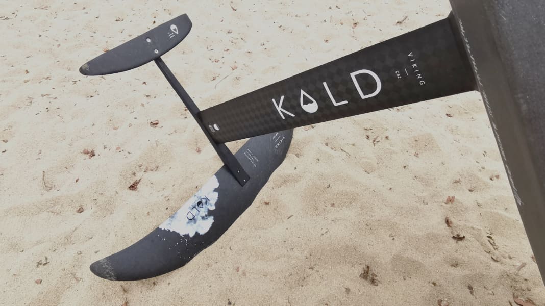 The Kold-Shapes Viking Carbon-Foil in the test | SURF The Kold-Shapes Viking Carbon-Foil in the test | SURF