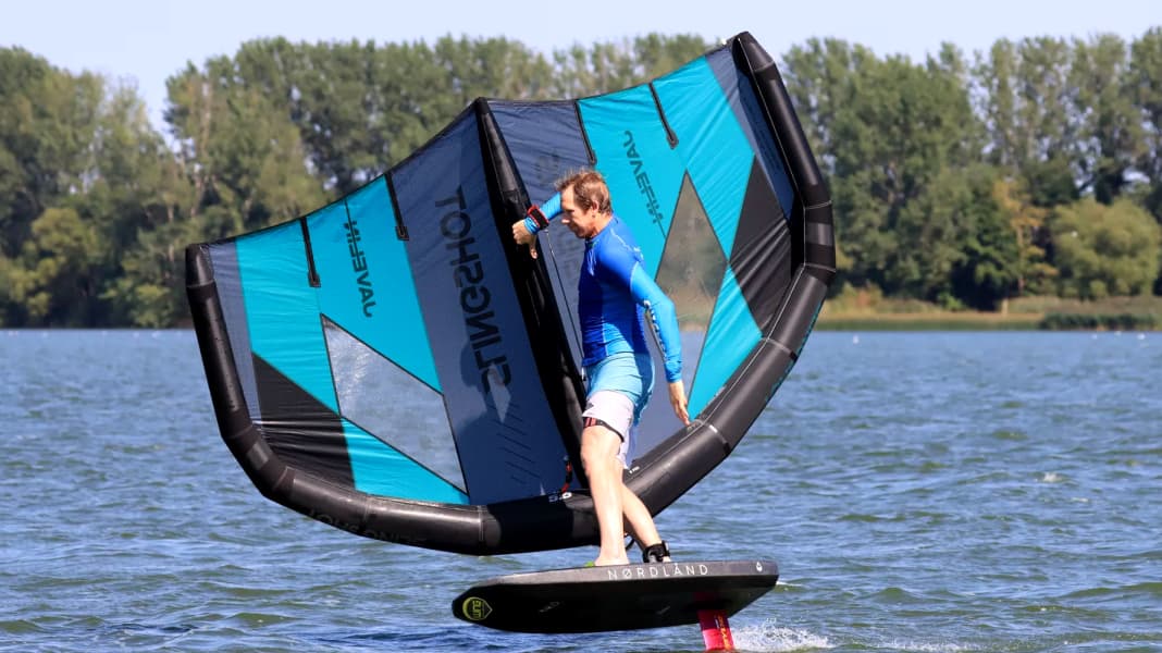 Slingshot Javelin V1 - the new wing with boom system in the test