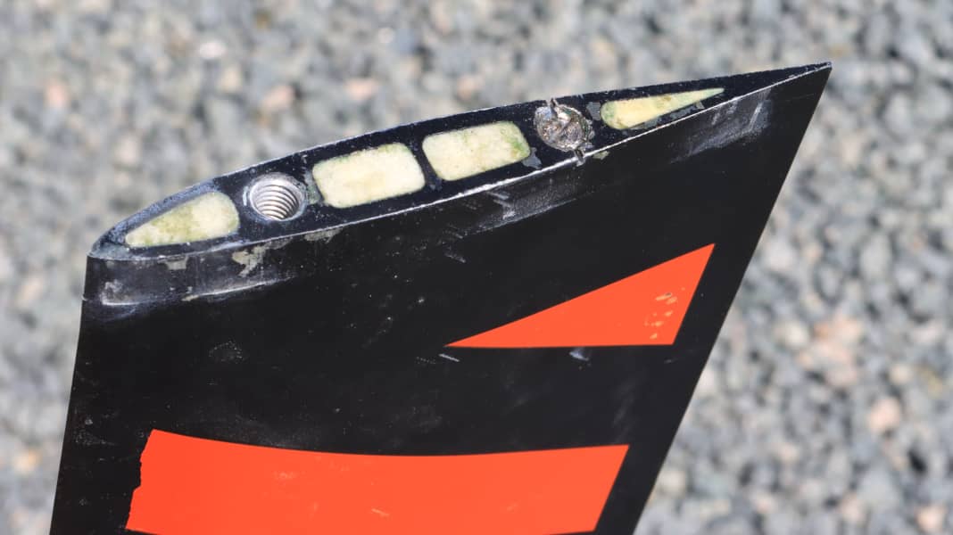 Foil-Reparatur: Was tun bei abgerissenen Schrauben?