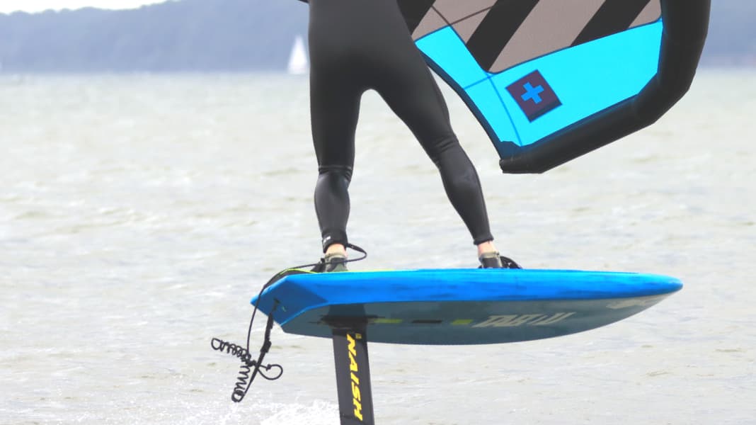 Test: Naish Jet 1650 Complete Foil | SURF