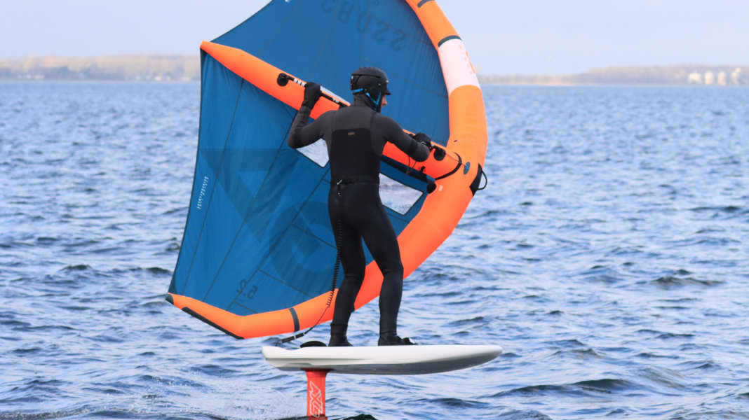 The GA Sails Cross Wing with new handle system in the test