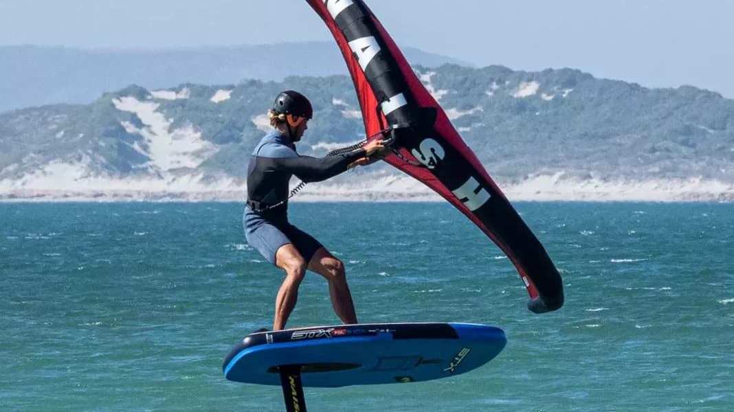 STX IFoil - the crossover board for kids and wing beginners in the test