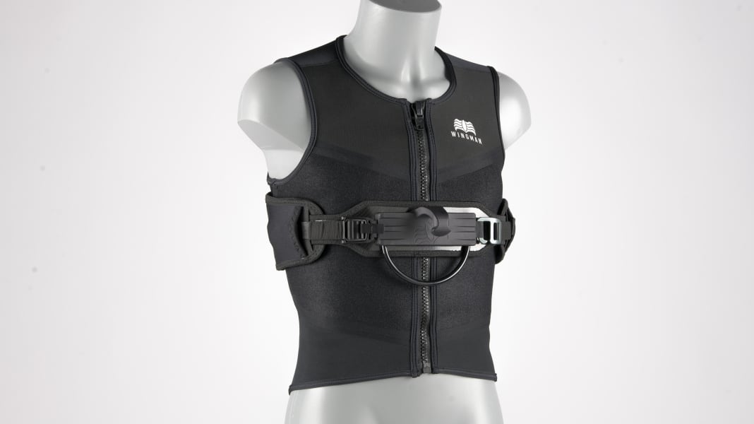 Wingman: Trapeze und Prallschutzwesten, made in Italy
