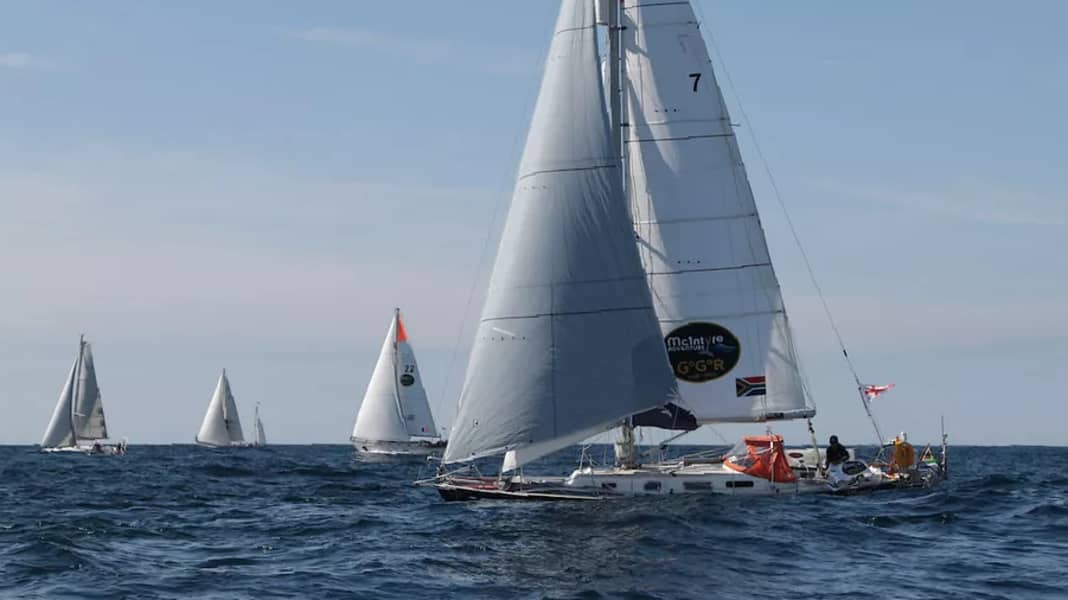 Golden Globe Race 2022: Bruch, Comeback und die erste Aufgabe