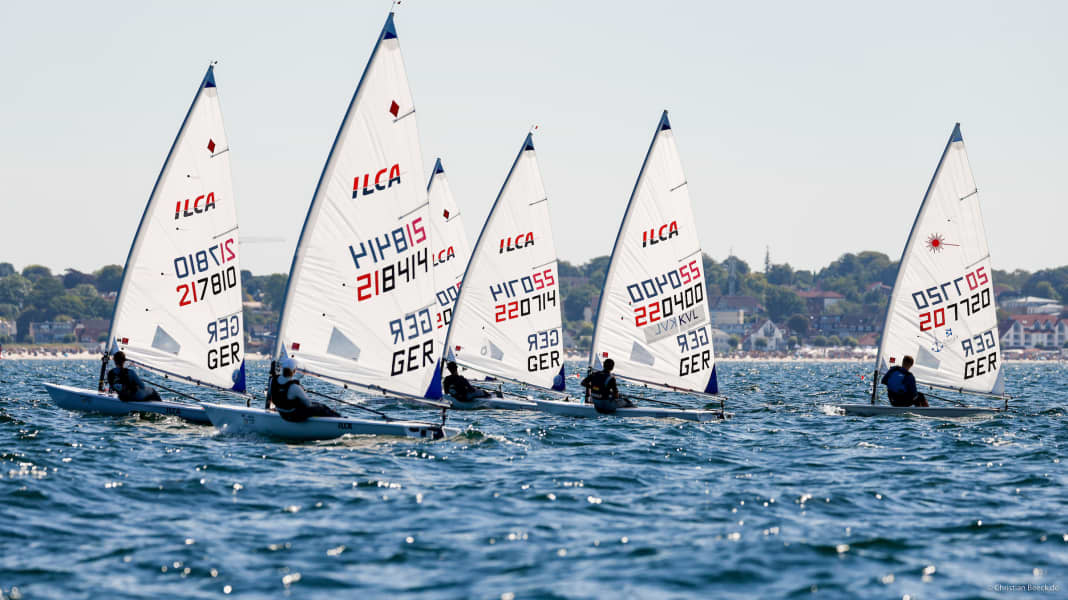 50 years of the Olympics in Kiel: young people sail in a historic area