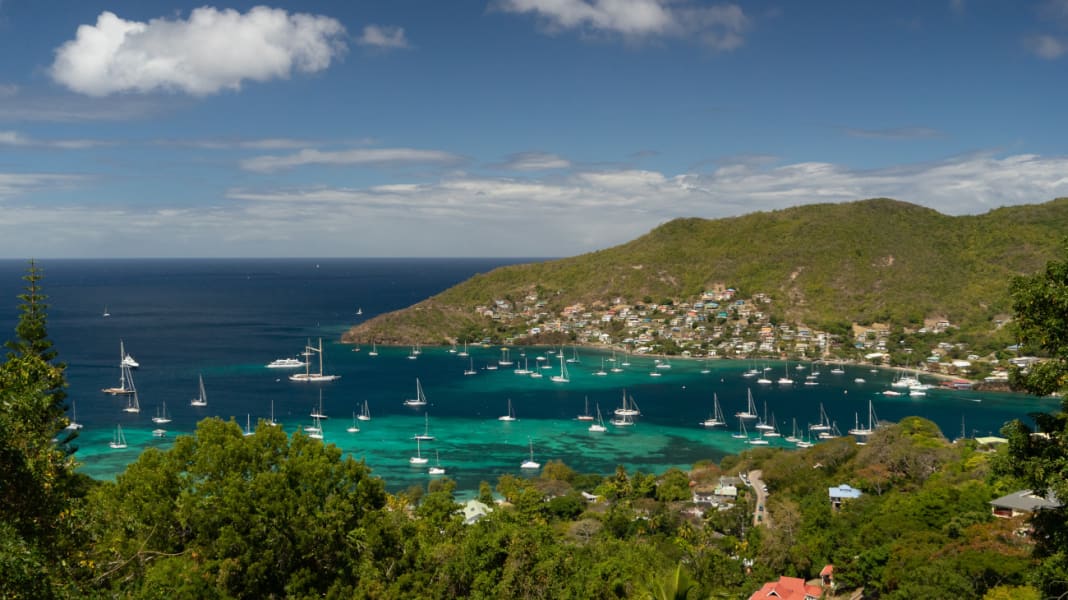 Segelurlaub auf klassischen Yachten in der Karibik