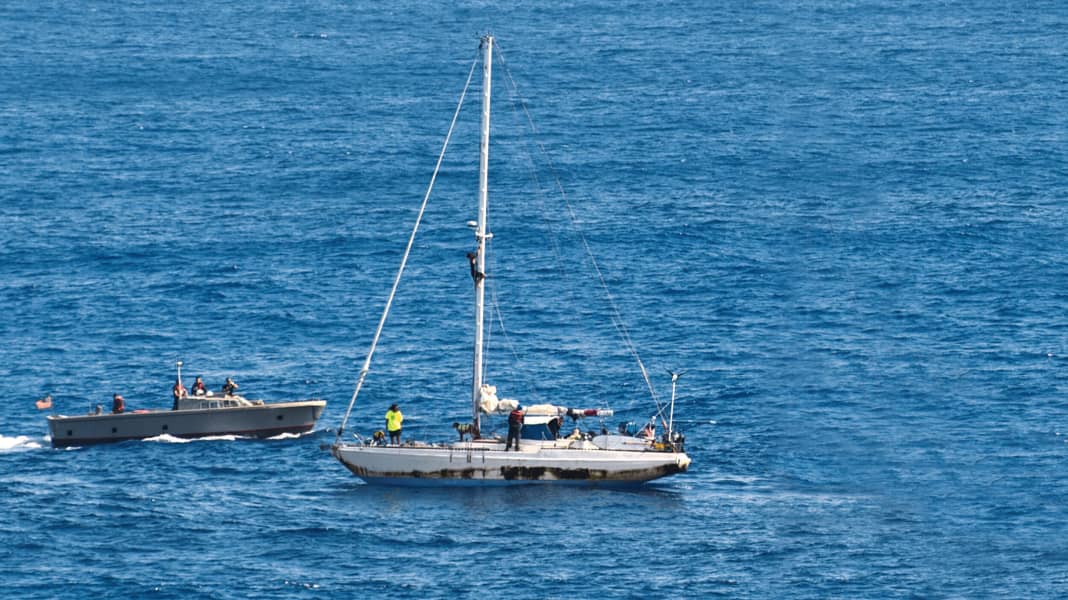 Les bateaux fantômes : Peut-on garder un yacht abandonné ?