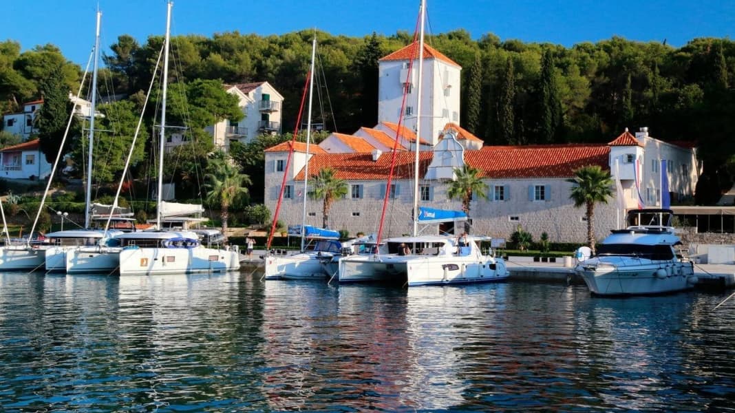 Revier-Info: Yachtcharter Kroatien: Dalmatien von Zadar bis Split