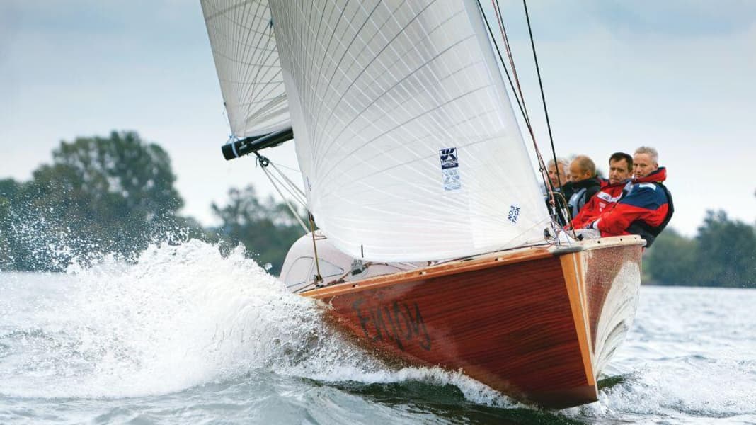 30 dinghy cruiser: A little bit like the old days