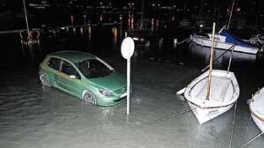 toutes les news : Des vagues de plusieurs mètres de haut provoquent des dégâts dans les ports de Majorque