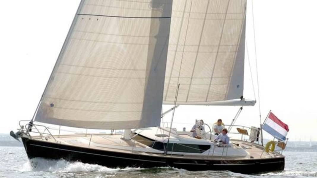Cantieri navali: Un 45 piedi rivisto dal concorso