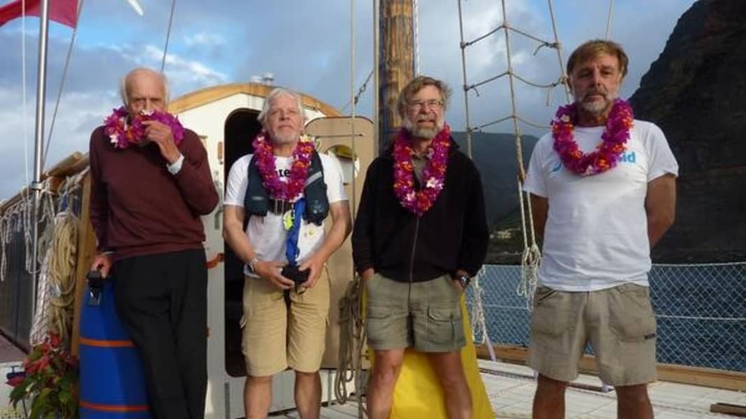 Atlantiküberquerung: Mit Plastikfloß "An-Tiki" übern Teich