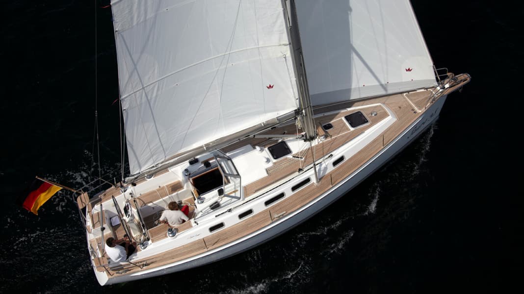 Salon de l'auto : Premières du Hanseboot V - Saare 38