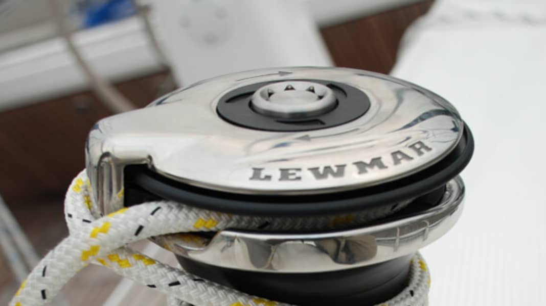 Winches: Practical demonstration of maintenance