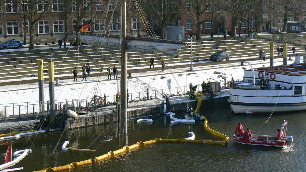 Sinking: Bremen Hanseatic cog sunk