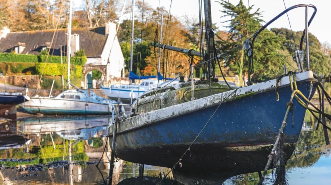 Disposal Study what to do with old boats? YACHT