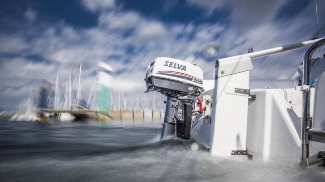 Outboards engines for dinghies and small cruisers YACHT