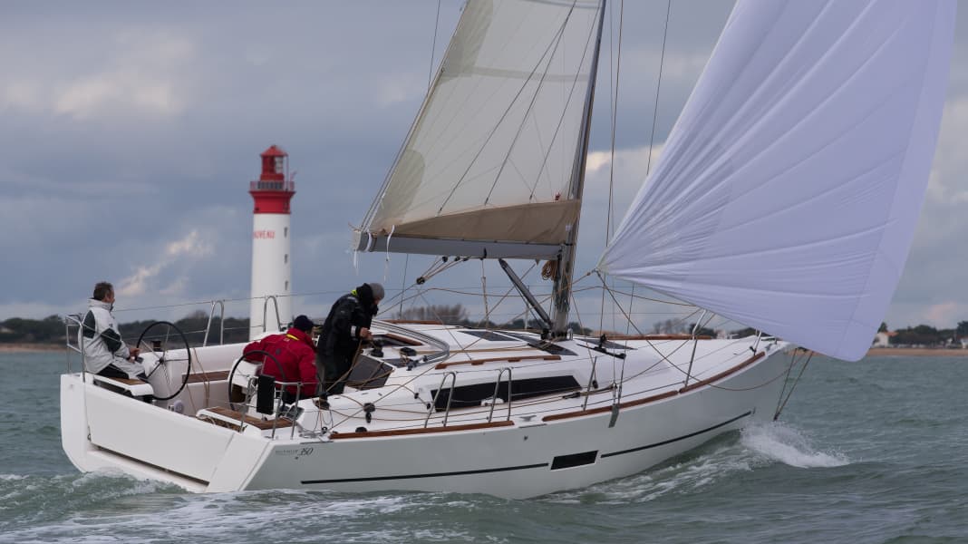 Dufour 350: Good size, clear classification
