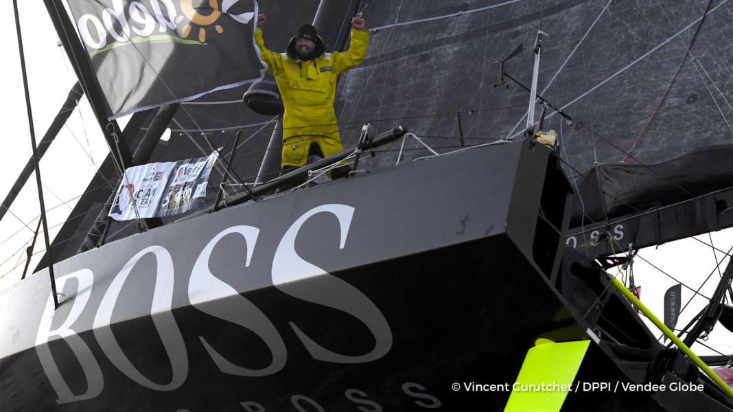 Vendée Globe : Alex Thomson passe la ligne en deuxième position