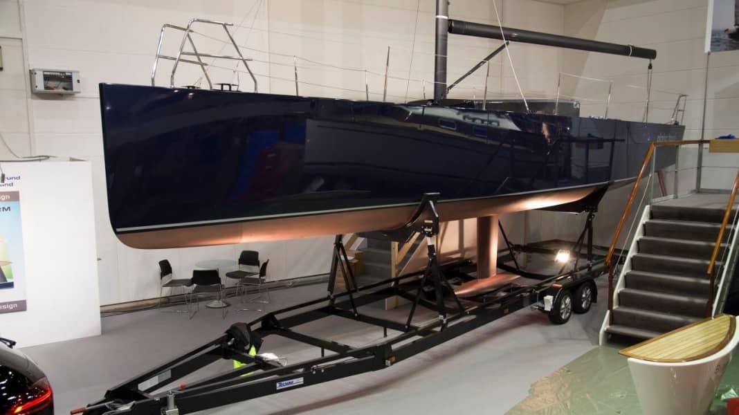 Das besondere Boot: Blank-Design "Alpha Tauri": trailerbarer Performance-Cruiser