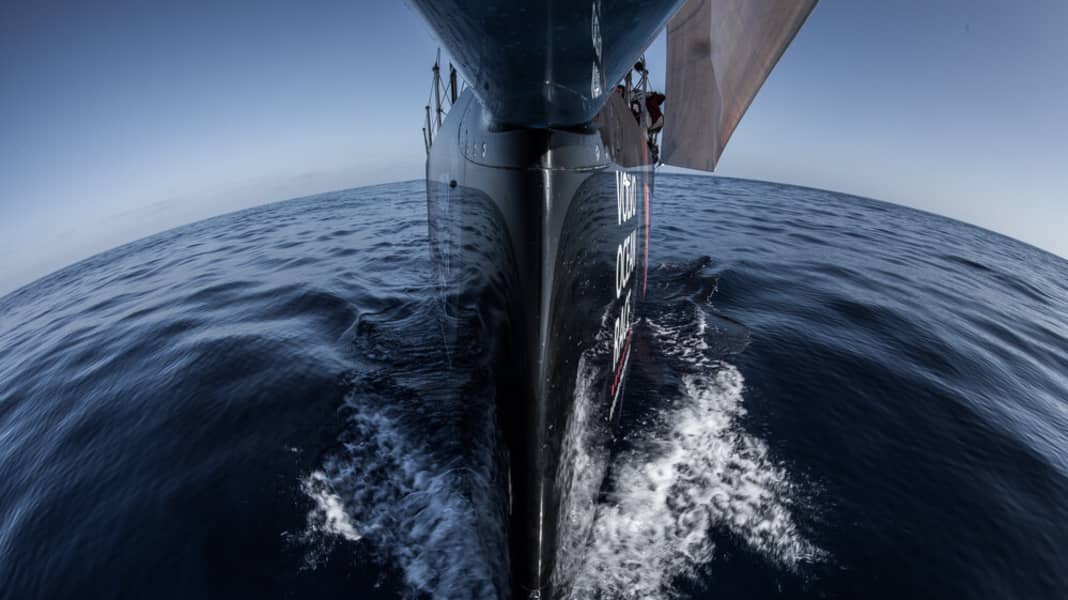 Volvo Ocean Race: Mast breakage near the Falkland Islands - Vestas crew uninjured