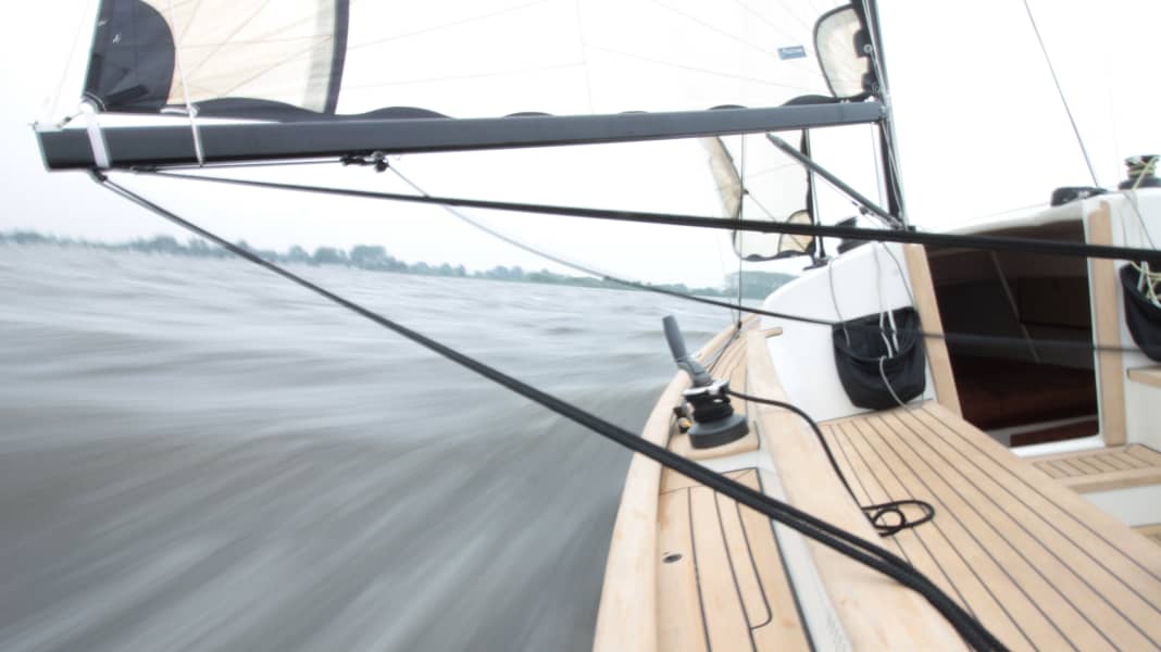 Boat test: Mate for the day: Daysailer Day.M8 from the Netherlands