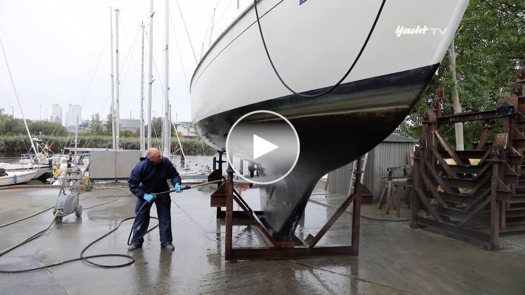 Conseils pour l'hivernage : Hivernage : comment bien nettoyer son bateau