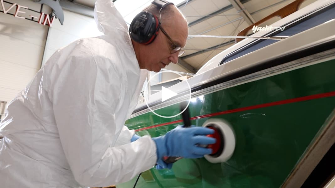 Winter storage tip: polishing the boat: How to bring the chalky hull to a high gloss