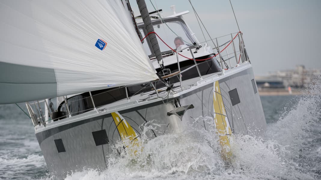 YACHT-Test: Ovni 400: passendes Werkzeug für die langen Schläge