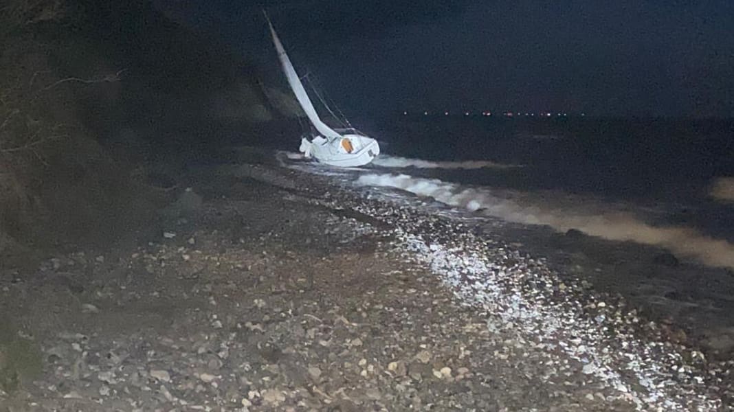 Naufrage : gravement blessé : un voilier solitaire s'échoue près de Hiddensee