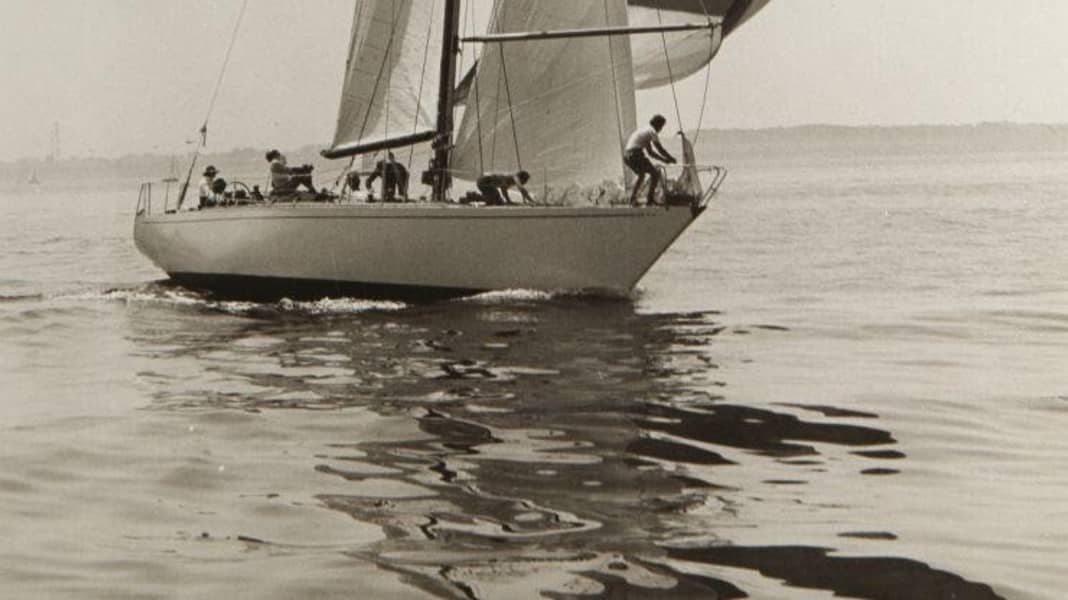 In difficoltà: l'ex "Rubin" affondata al largo di Cuxhaven - l'equipaggio in una zattera di salvataggio