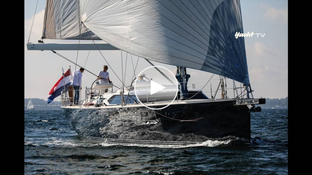 Neue Langfahrtyacht: Souveräner Auftritt: Luxusyacht Contest 55CS