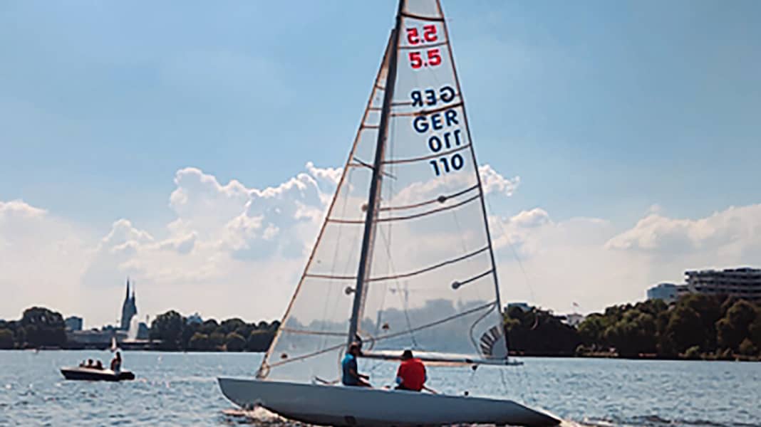 International 5.5 Metre Class : l'association de classe propose un bateau de location aux personnes intéressées