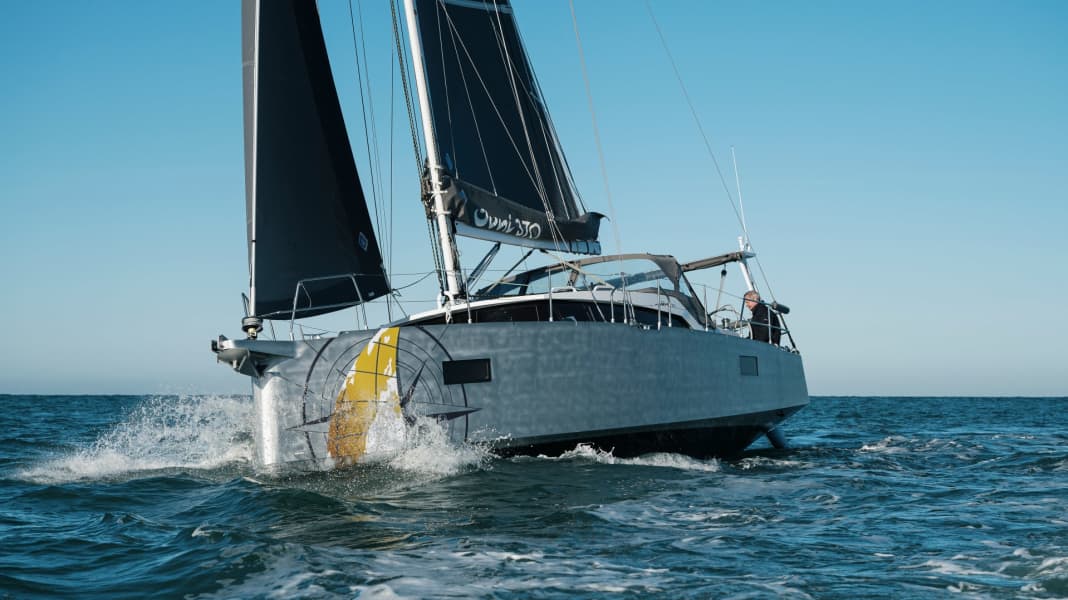 Boote aktuell: Starkes Stück: die neue Ovni 370 im YACHT-Test