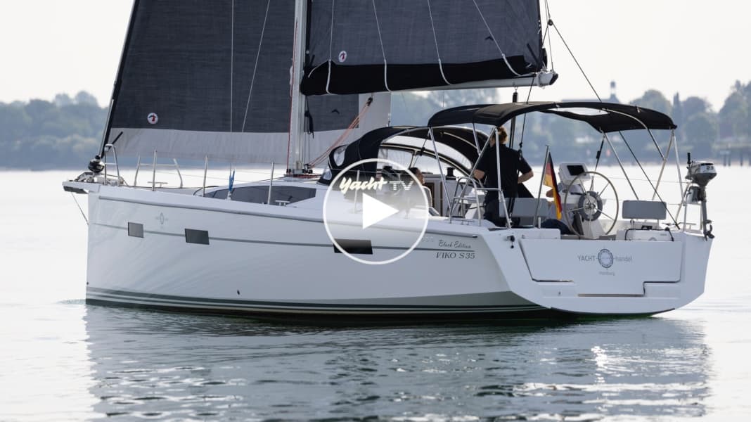 Cruising yacht: Viko S 35 Black Edition - still a price cracker?