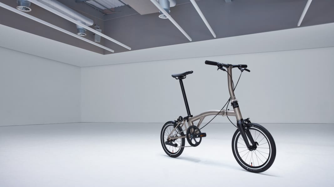 Vélo de bord : le bolide en titane de Brompton