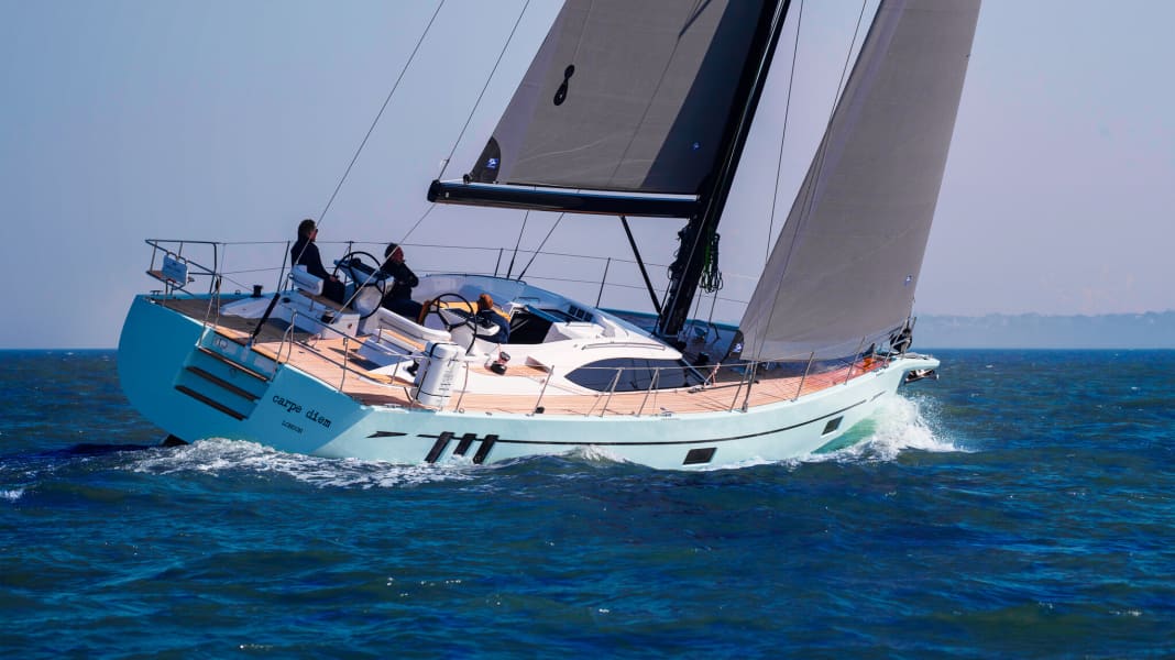 Actualités Bateaux : Oyster 495 : pour des voyages en mer raffinés et tout confort